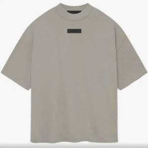 BRAND NEW •• men's fear of god essentials seal t shirt
